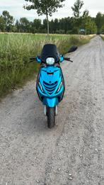 Piaggio zip 4t 2023 model, Fietsen en Brommers, Scooters | Piaggio, Ophalen, Gebruikt, Zip, Benzine