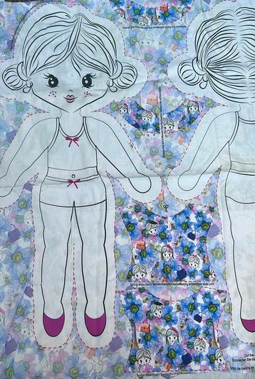 Aankleed pop lola inclusief kleding beschikbaar voor biedingen