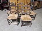 Leuke houten stoelen met rieten zitting 5 stuks € 15,00 pst, Ophalen