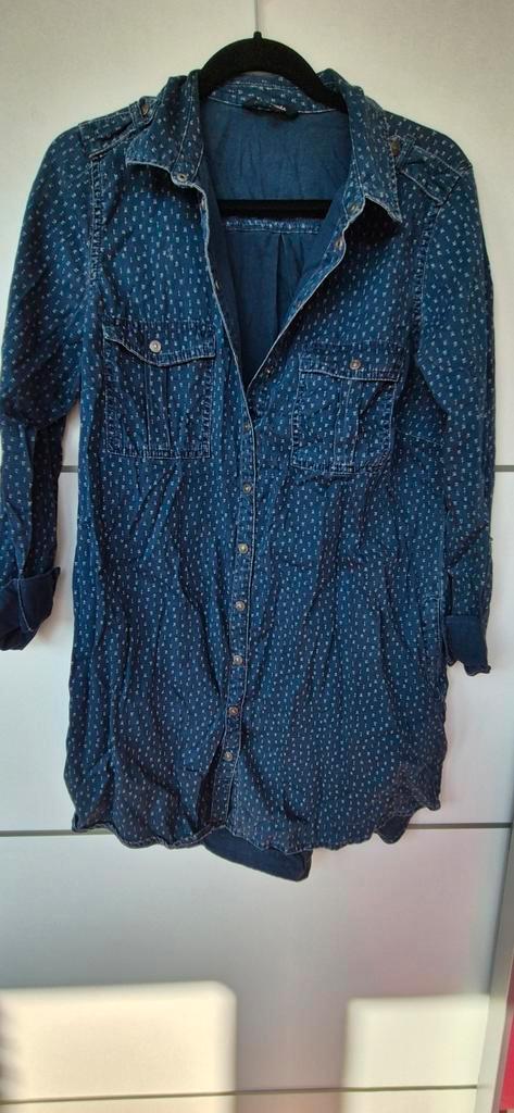 Leuke spijkerblouse maat 44, Kleding | Dames, Blouses en Tunieken, Zo goed als nieuw, Maat 42/44 (L), Blauw, Ophalen of Verzenden