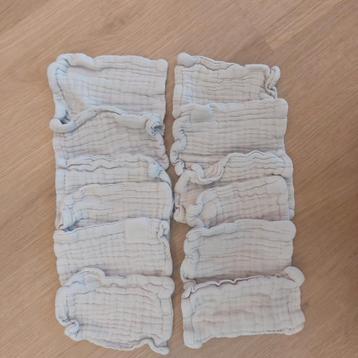 12 hydrofiele washandjes beschikbaar voor biedingen