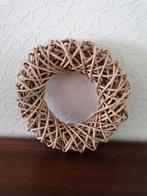 Decoratieve rotan krans, Ophalen of Verzenden, Zo goed als nieuw
