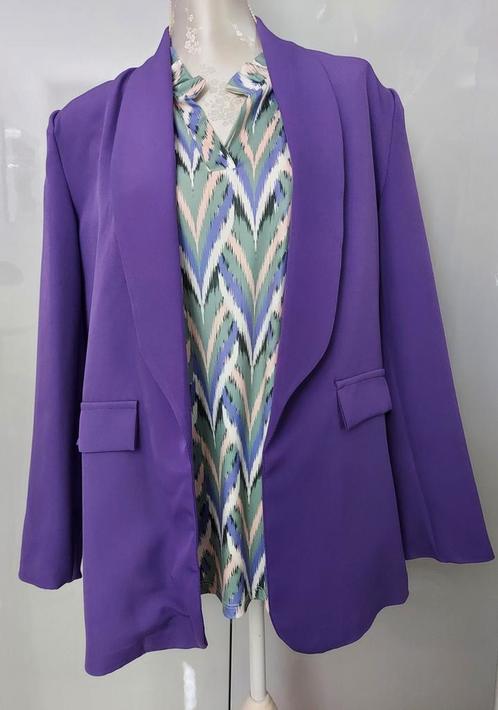 Prachtige paarse blazer en top beide mt 44, Kleding | Dames, Jasjes, Kostuums en Pakken, Nieuw, Maat 42/44 (L), Paars, Verzenden