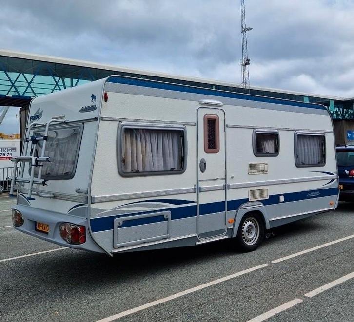 Fendt Saphir 490 TF met mover, boiler, Caravans en Kamperen, Caravans, Particulier, tot en met 4, 1000 - 1250 kg, Rondzit, Fendt