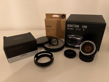 (Leica) Voigtländer Nokton Classic S.C 35 mm F1.4 II + LH-6  beschikbaar voor biedingen