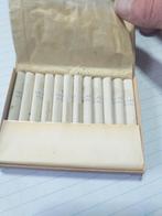 Oud pakje Hellas Special sigaretten, Verzamelen, Rookartikelen, Aanstekers en Luciferdoosjes, Ophalen of Verzenden, Gebruikt, Tabaksdoos of Verpakking