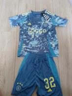 Ajax tenue, Sport en Fitness, Voetbal, Maat XS of kleiner, Ophalen of Verzenden, Nieuw, Set