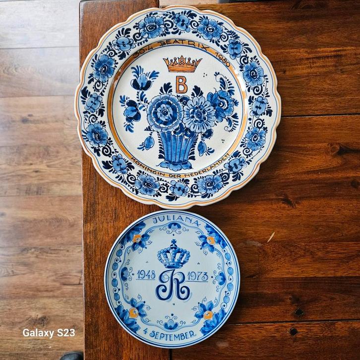 Delfts Blauw Borden Beatrix & Juliana, Antiek en Kunst, Antiek | Wandborden en Tegels, Ophalen of Verzenden
