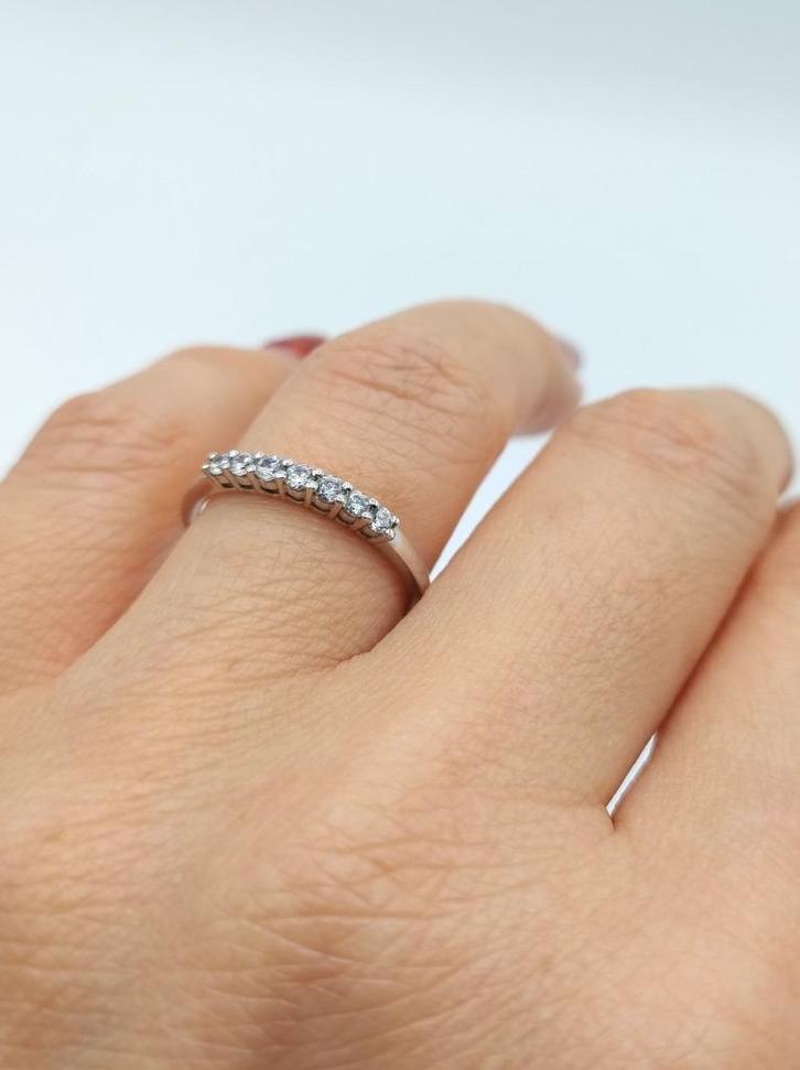 Zilveren (aanschuif) ring met zirkonia's, 17,5 mm, Sieraden, Tassen en Uiterlijk, Ringen, Gebruikt, Dame, 17 tot 18, Zilver, Zilver