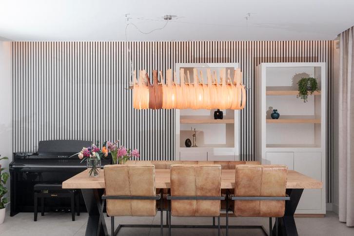 Eetkamer stoelen en eetbank, industrieel met leer, Huis en Inrichting, Complete eetkamers, Gebruikt, 4 tot 6 stoelen, Ophalen