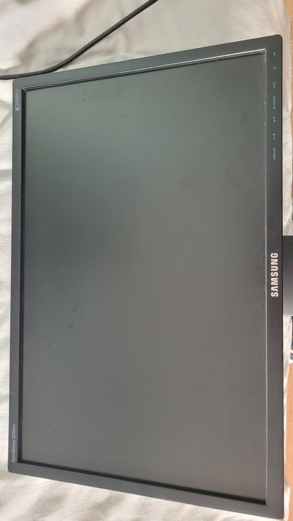 Samsung SyncMaster 2243bw 22 inch Monitor, Computers en Software, Monitoren, Gebruikt, 60 Hz of minder, DVI, VGA, In hoogte verstelbaar