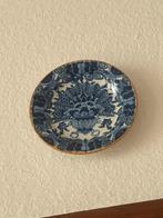 Antieke Schaal met Blauw Bloemmotief, Ophalen of Verzenden