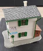 Vintage Pola Trein/Spoorhuisje Gebouwd., Ophalen of Verzenden, Gebruikt, 1:50 of kleiner, Diorama