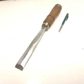 Mooie zware vermoorbeitel, beitel van Goldenberg 25mm beschikbaar voor biedingen