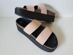Pull & bear platform sandalen maat 40, Zwart, Ophalen of Verzenden, Pull & Bear, Sneakers of Gympen