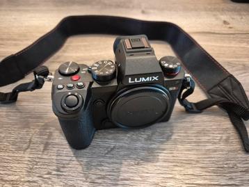 Panasonic Lumix S5D body (157 clicks) beschikbaar voor biedingen