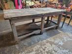 stoere oude tafel ``WOONWINKEL RUSTIEK``, Ophalen
