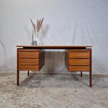 G.V. Møbler vintage jaren 60 Deens teak bureau Scandinavisch beschikbaar voor biedingen