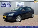 Ford Focus 1.6-16V Champion|Airco|Cruise|Trekhaak, 1596 cc, Gebruikt, Zwart, 4 cilinders