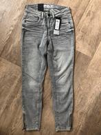 ONLY jeans. Nieuw!!, Nieuw, Grijs, Ophalen of Verzenden, W27 (confectie 34) of kleiner