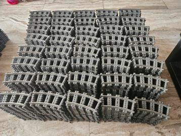 Lego trein 9V rails. 977 bochten beschikbaar voor biedingen