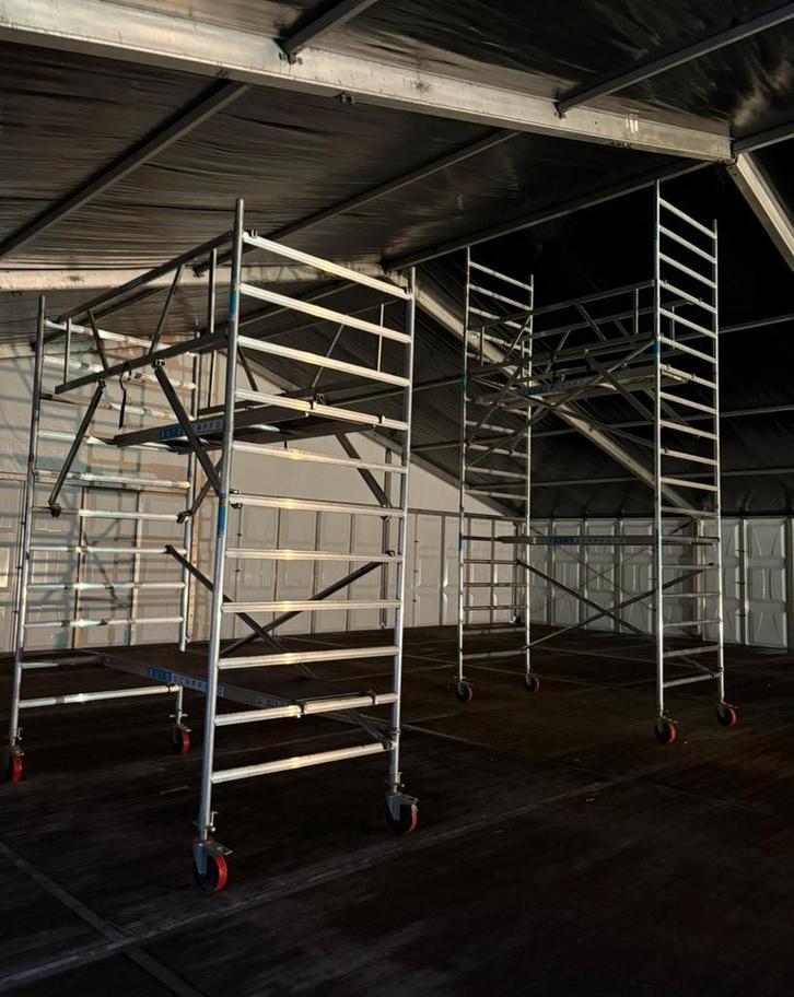 Rolsteiger huren Amsterdam & en omgeving, Doe-het-zelf en Verbouw, Steigers, Zo goed als nieuw, Rolsteiger of Kamersteiger, 5 meter of hoger