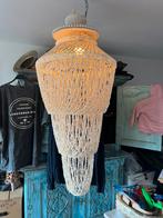 Kroonluchter Bali van schelpjes, Huis en Inrichting, Lampen | Vloerlampen, Ophalen of Verzenden, Zo goed als nieuw, Minder dan 100 cm