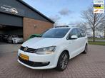 Volkswagen SHARAN 1.4 TSI Highline 7p. Trekhaak  Pano, Voorwielaandrijving, Euro 5, 4 cilinders, 150 pk