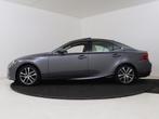 Lexus IS 300h Hybrid Edition 30 | Premium Navigatie | Safety, Auto's, Lexus, Automaat, 12 maanden, Achterwielaandrijving, Gebruikt