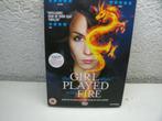 dvd 6b girl played fire, Cd's en Dvd's, Dvd's | Thrillers en Misdaad, Vanaf 12 jaar, Zo goed als nieuw, Detective en Krimi, Verzenden