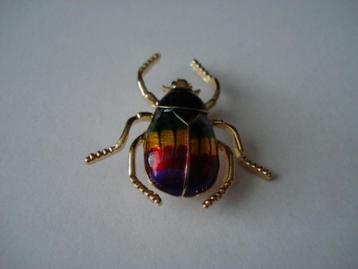 Scarabee broche beschikbaar voor biedingen