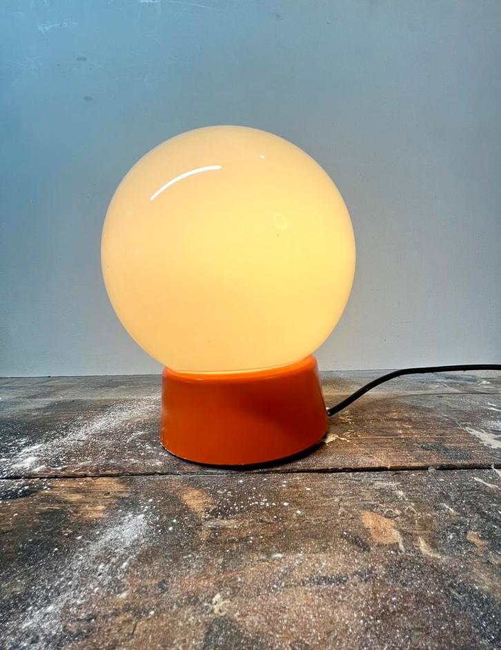Vintage space age grote opaal bol plafond lamp, Huis en Inrichting, Lampen | Plafondlampen, Gebruikt, Glas, Kunststof, Ophalen of Verzenden