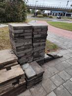 Gratis medium grote tuintegels 42x21 cm voor ruim 25m2, Tuin en Terras, Ophalen, Gebruikt, Beton, Terrastegels