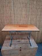 Vintage lectuur meubel, Ophalen