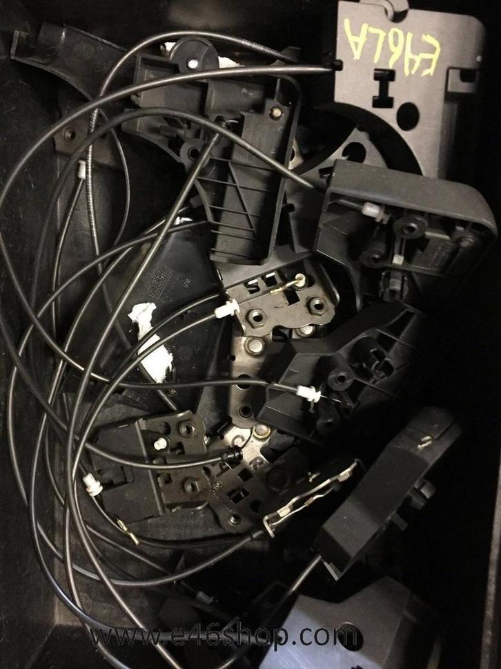 Achterbank ontgrendeling BMW E46 sedan en coupe, Auto-onderdelen, Interieur en Bekleding, BMW, Gebruikt, Ophalen of Verzenden