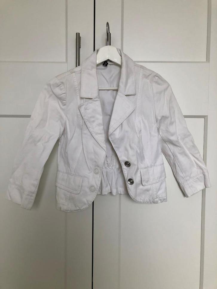 Wit dames spijkerjasje in maat 34, in goede staat, Kleding | Dames, Jassen | Zomer, Zo goed als nieuw, Maat 34 (XS) of kleiner