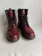 Dr Martens maat 38 donker rood izgst, Lage of Enkellaarzen, Ophalen of Verzenden, Dr. Martens, Gedragen