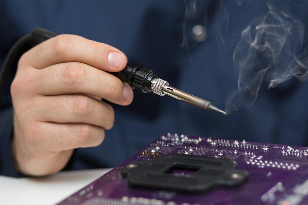Gezocht: iemand die het leuk vindt om te repareren, Ophalen, Gebruikt, Overige typen