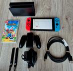 Als Nieuw! Zeer Complete Nintendo Switch V2 set + Mario Game, Spelcomputers en Games, Spelcomputers | Nintendo Switch, Ophalen of Verzenden