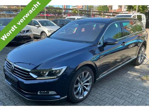 Volkswagen Passat Variant 1.8 TSI 180PK Highline | Pano | AC, Auto's, Volkswagen, Bedrijf, Te koop, Passat, ABS, Achteruitrijcamera