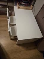 Ikea kindertafel met 2 stoelen, Kast, Gebruikt, Ophalen