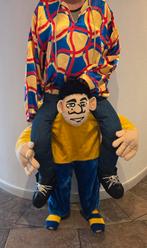 Broeken 2 x  met pop, kiel en accessoires, Ophalen, Carnaval, Maat 42/44 (L), Kleding