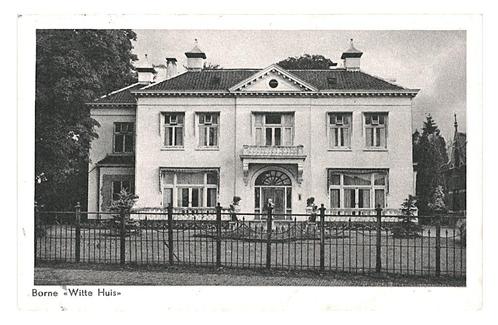 990393 Borne Witte Huis Fout in postzegel 1956 Ov Gelopen, Verzamelen, Ansichtkaarten | Nederland, Gelopen, Overijssel, 1940 tot 1960