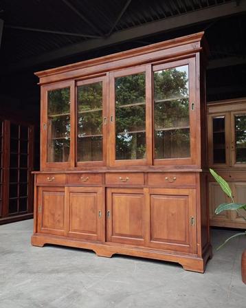 Ruime Teak Buffetkast | Winkelkast | Oude Servieskast #2115 beschikbaar voor biedingen