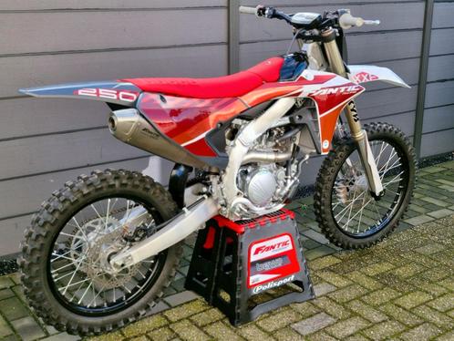 FANTIC XXF 250 2025 (Yamaha), Motoren, Motoren | Yamaha, Bedrijf, Crossmotor