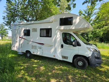 Grote en nette Alkoof PLA camper met 7 slaapplaatsen beschikbaar voor biedingen