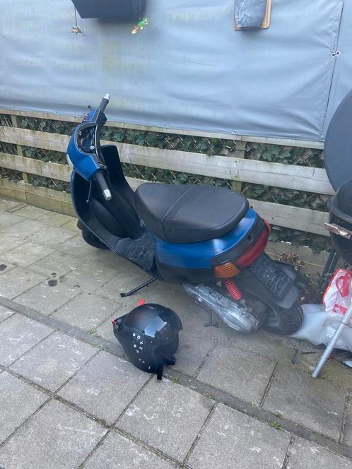 125cc zip type 3 te ruil, Fietsen en Brommers, Scooters | Piaggio, Zo goed als nieuw, Zip, Maximaal 25 km/u, Ophalen