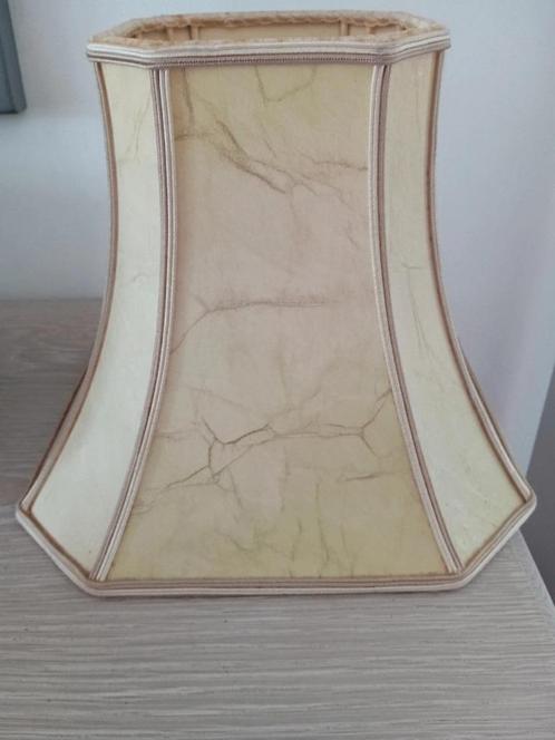 vintage lampenkap, Huis en Inrichting, Lampen | Lampenkappen, Zo goed als nieuw, Minder dan 25 cm, Vierkant, Beige, Ophalen of Verzenden