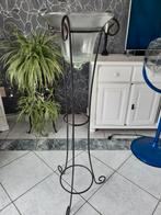 Te koop, gietijzeren standaard met glazem plantenbak., Ophalen, Zo goed als nieuw