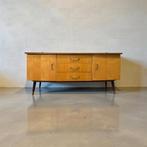 Vintage houten tv meubel / lowboard / lage kast, Kinderen en Baby's, Kinderkamer | Commodes en Kasten, Ophalen, Gebruikt, 50 tot 70 cm